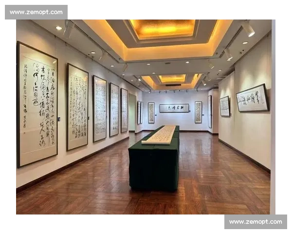 《激扬笔墨，书写青春梦想大学书法大赛展现学子风采》